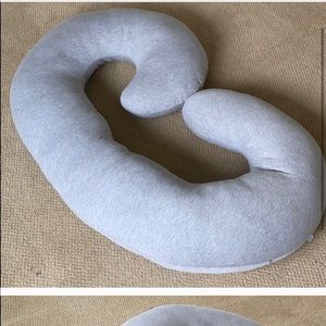 Pregnancy Pillow